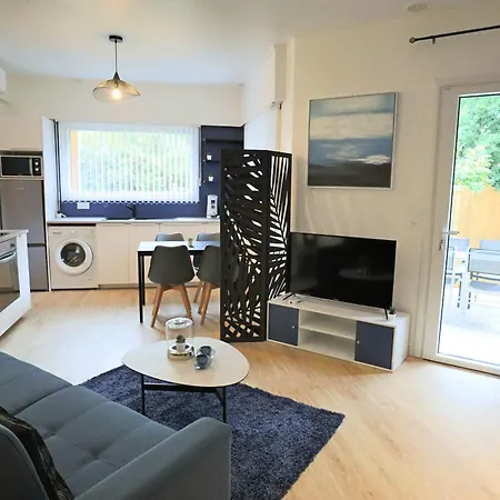 Domaine La Castilha Apartment